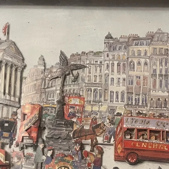 Piccadilly Circus Framed Artwork - Picture 9 of 13